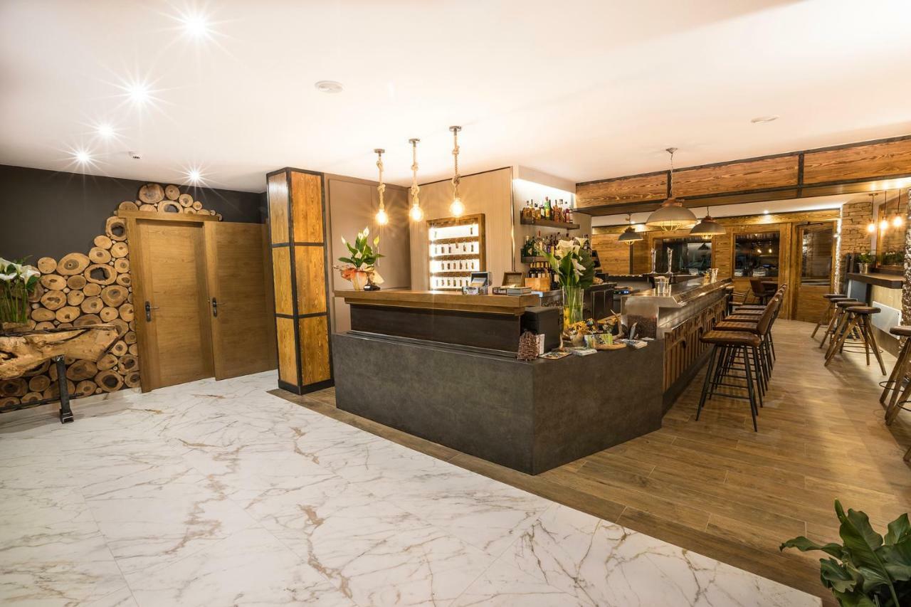 Hotel Victor リアルプ エクステリア 写真